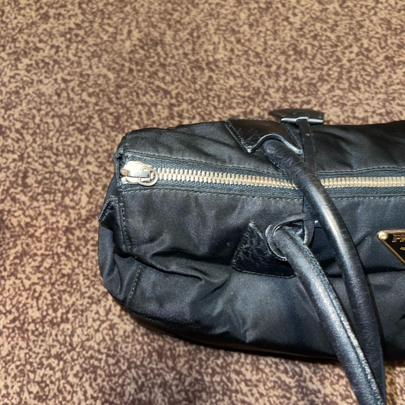Vintage Prada Nylon Handbag - Picture 5 of 11